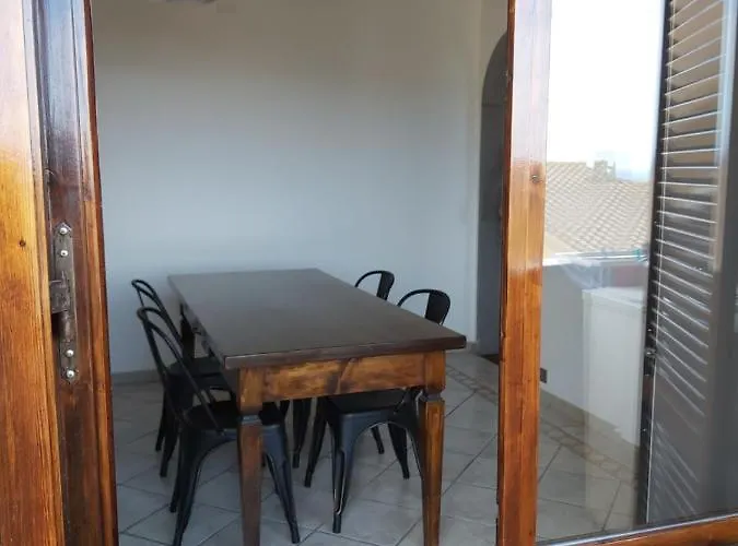 House Πιομπίνο