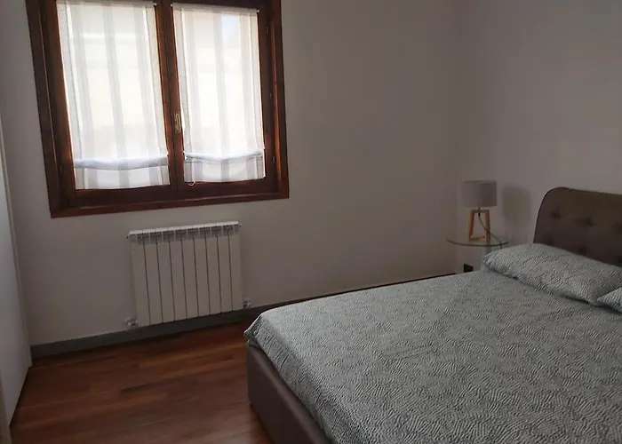 House Διαμέρισμα Πιομπίνο